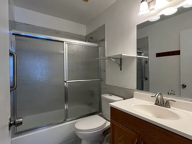 341 Jefferson Ct — Photo 13