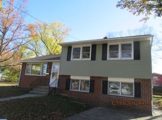 7 Valleybrook Ct, Cherry Hill, NJ 08034