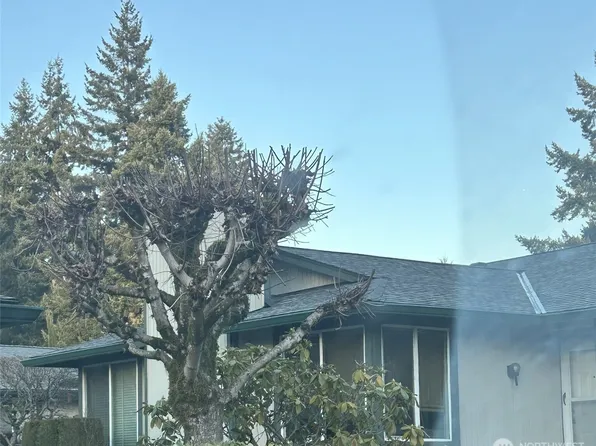 520 S 323rd Place #12C, Federal Way, WA 98003