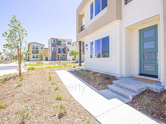 4th image of 27205 Red Willow Ct