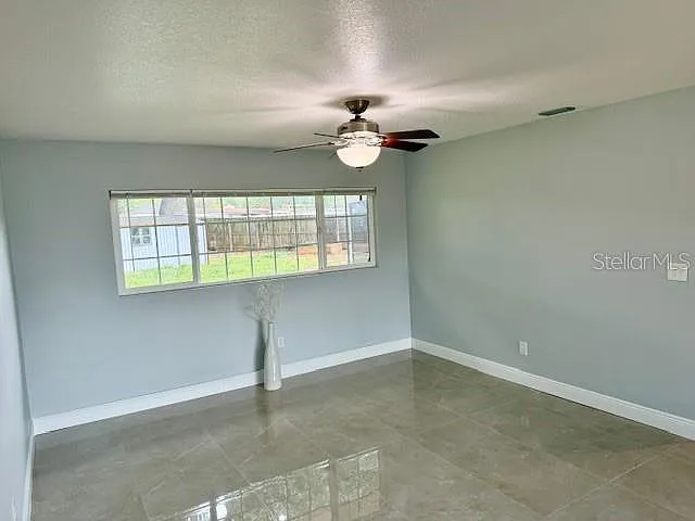 1337 Lake Asher Cir — Photo 12