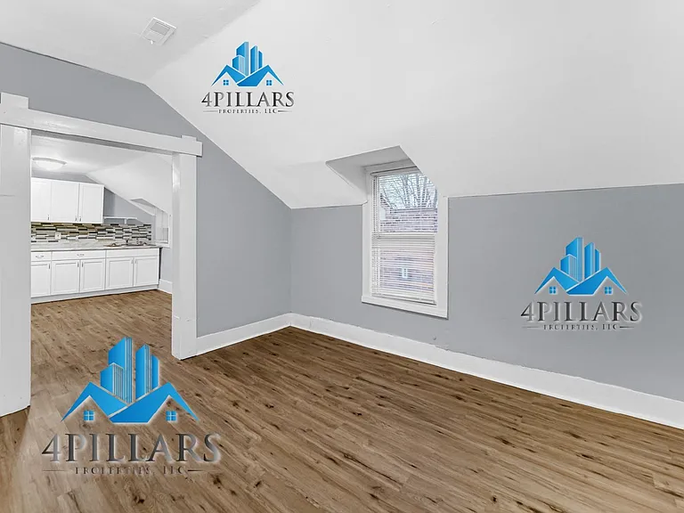 523 W Columbus Dr #2 — Photo 23