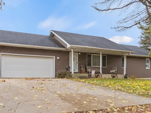 3025 W Sunset Ln, Silver Lake, IN 46982