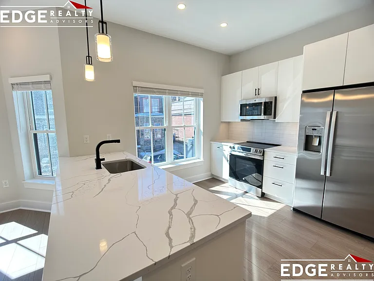 9 Newton St #101 — Photo 2