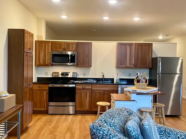 Power House Lofts-2900, 133 Seymour St #105, Pittsfield, MA 01201