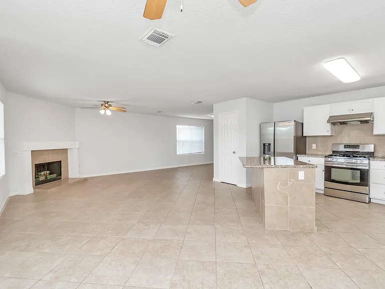 19762 Twin Canyon Ct — Photo 8