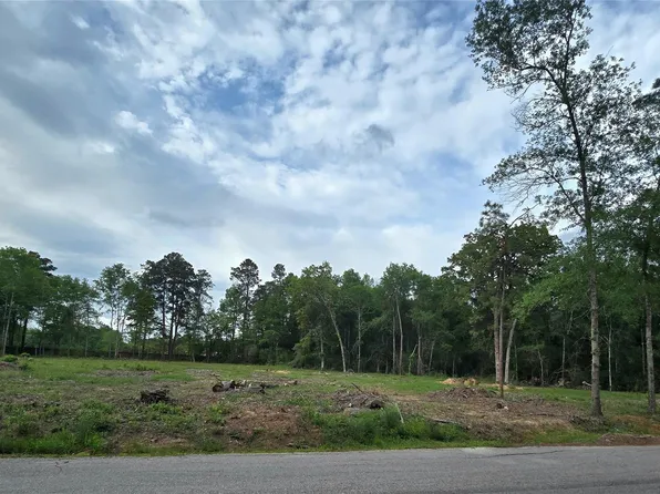 3805 Piney Point Rd, Conroe, TX 77301