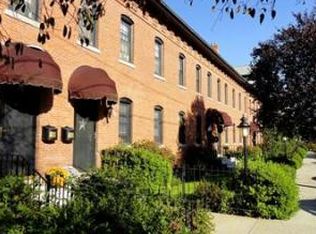 8 Nelson St, Clinton, MA 01510