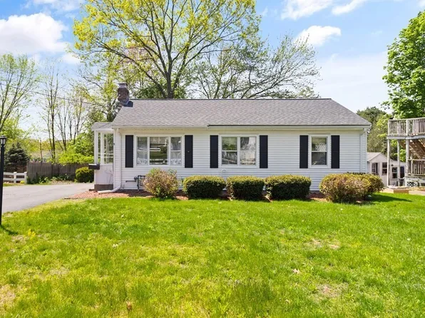 9 Valley Rd, Norwood, MA 02062