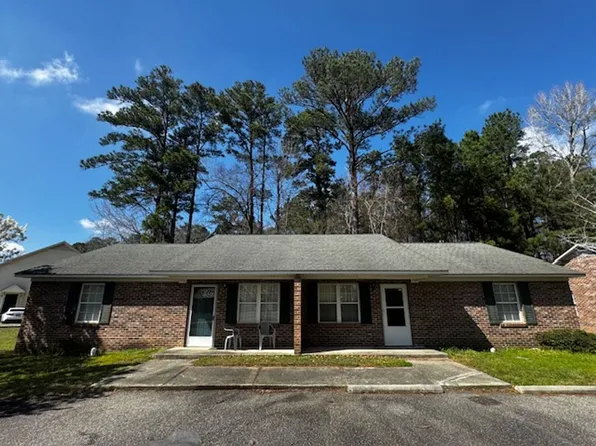 Oak St - Oxendine C, 2411 Oak St APT B, Lumberton, NC 28358