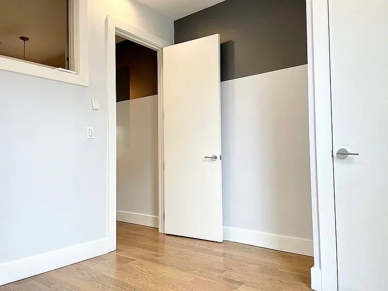 44 Stanhope St #1C — Photo 5