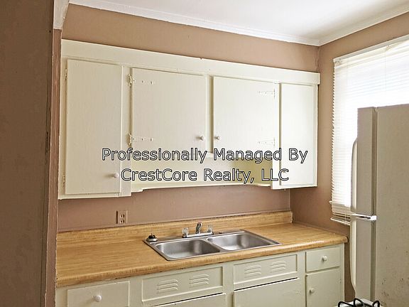 5th image of 529 N Sampson Ave APT 3A