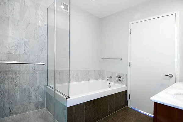 Rented by Brooklyn Bridge | media 14
