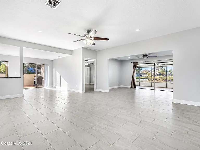 1080 Park Ridge Pl — Photo 12