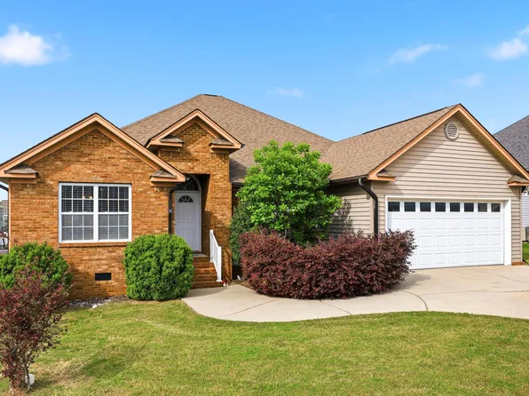 8475 Lexie Ln, Ooltewah, TN 37363