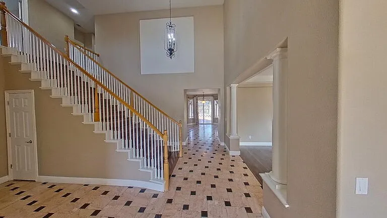1692 Woodhaven Cir — Photo 83
