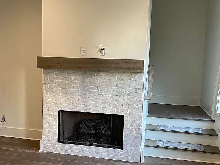 460 Heatherden Ave — Photo 16