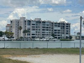 450 Treasure Island Cswy