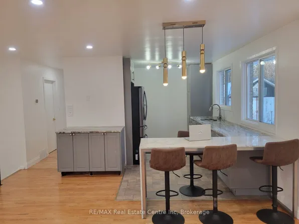 308 Paisley Rd, Guelph, ON N1H 2P9