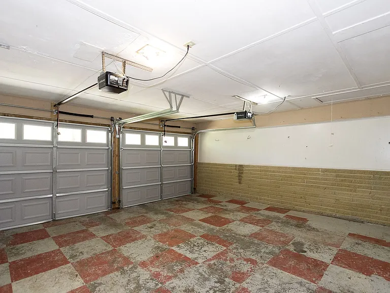 3720 Sunny Hill Dr — Photo 18