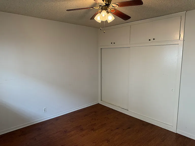 1230 Viola Ave #G — Photo 7