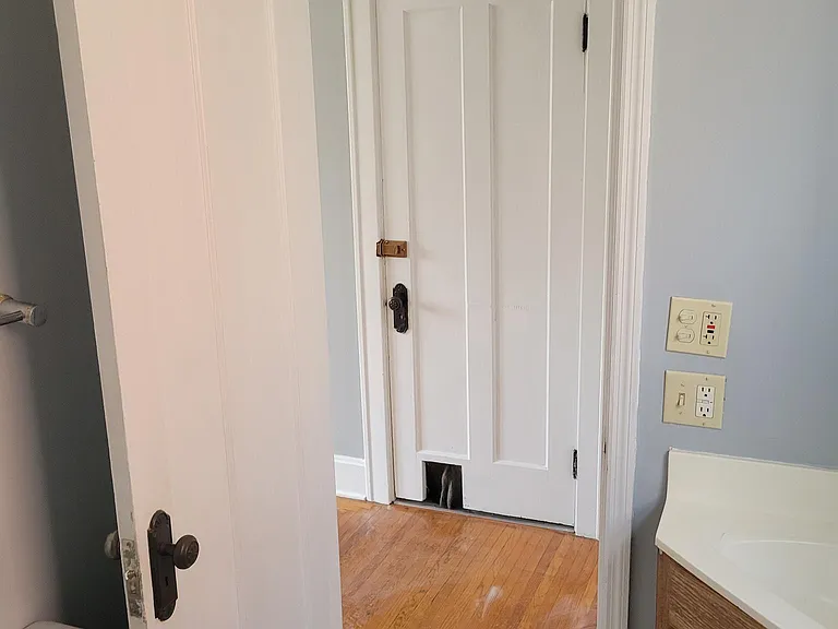 1901 Mentor Ave #1 — Photo 13