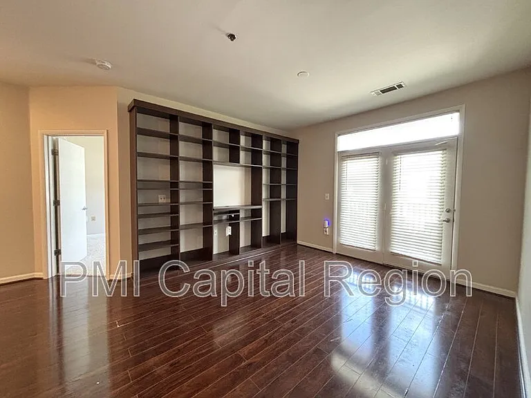 1201 E West Hwy #451 — Photo 6