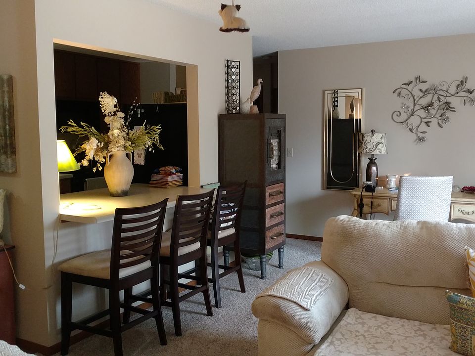 2nd image of 1541 Namekagon St APT 3