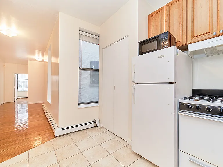 132 W 109th St #2B — Photo 5