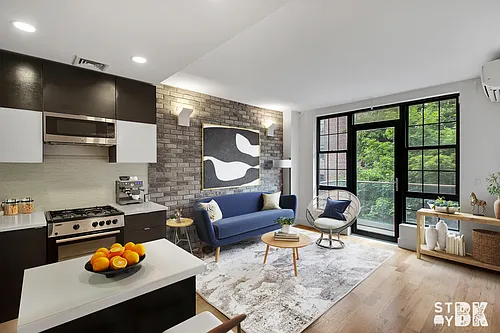376 Franklin Ave #5B Photo 1
