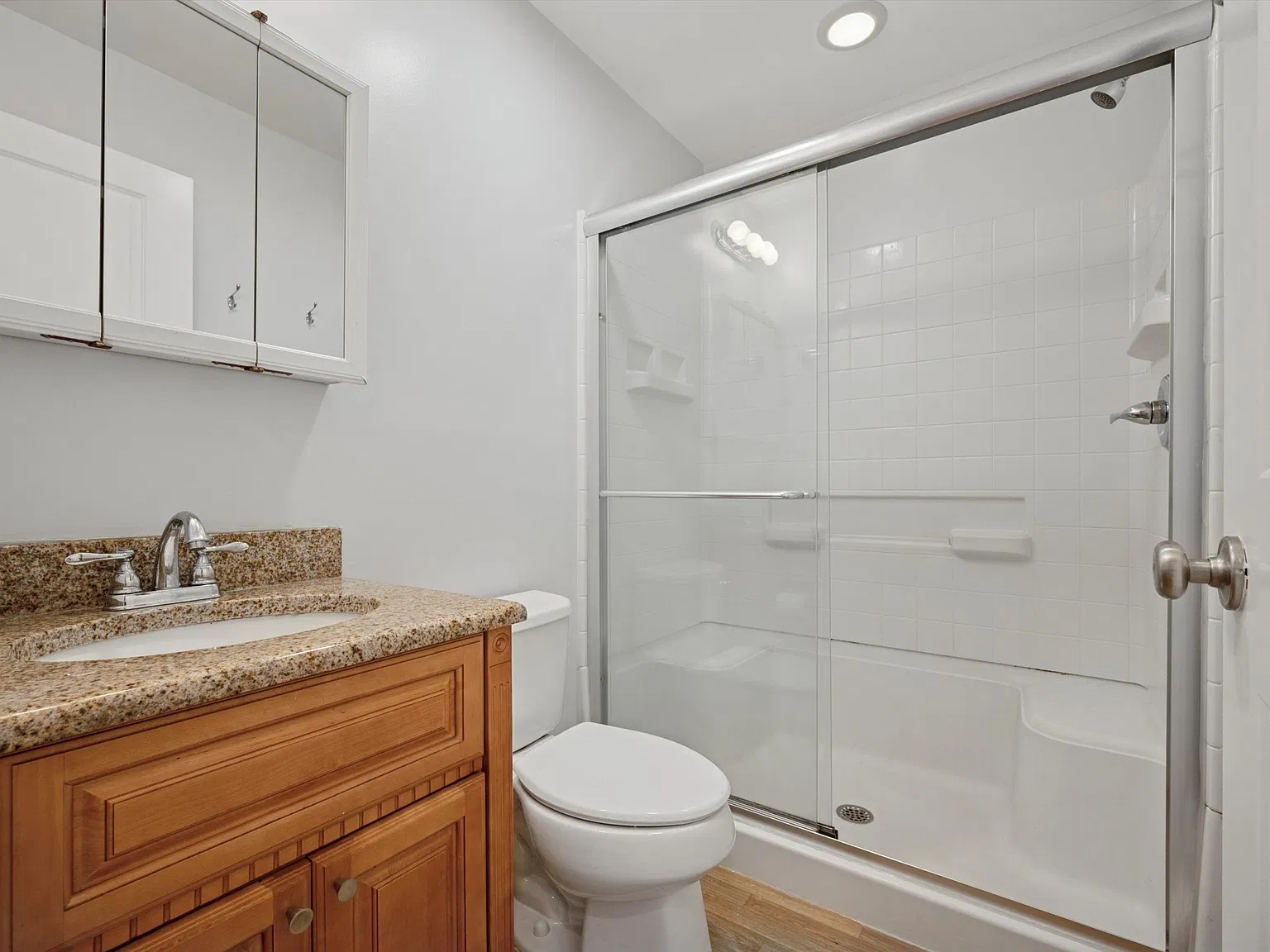 3 bed, 1082 sqft, $2,600 — Photo 3
