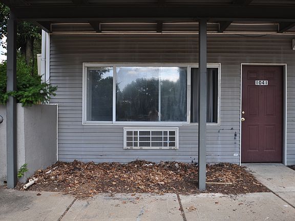 2nd image of 1041 N Molly Ct