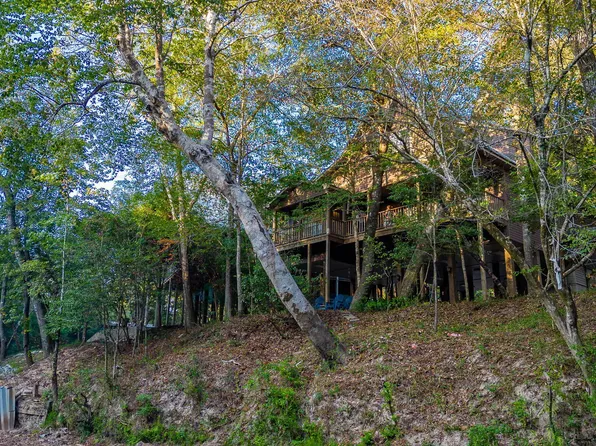 150 Turkey Pine Dr, Hattiesburg, MS 39401