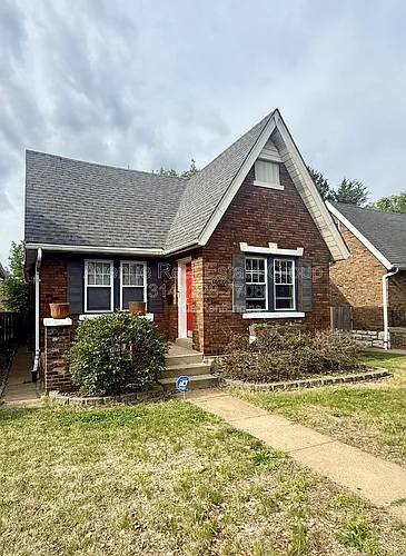 5246 Chippewa St Photo 1