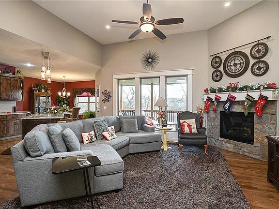 5th image of 14545 Thousand Oaks Pl