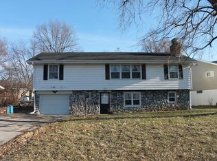 4905 N 65th St, Omaha, NE 68104