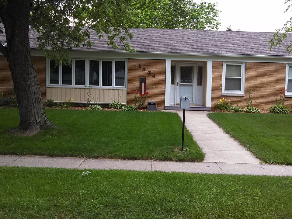 2nd image of 1334 High St