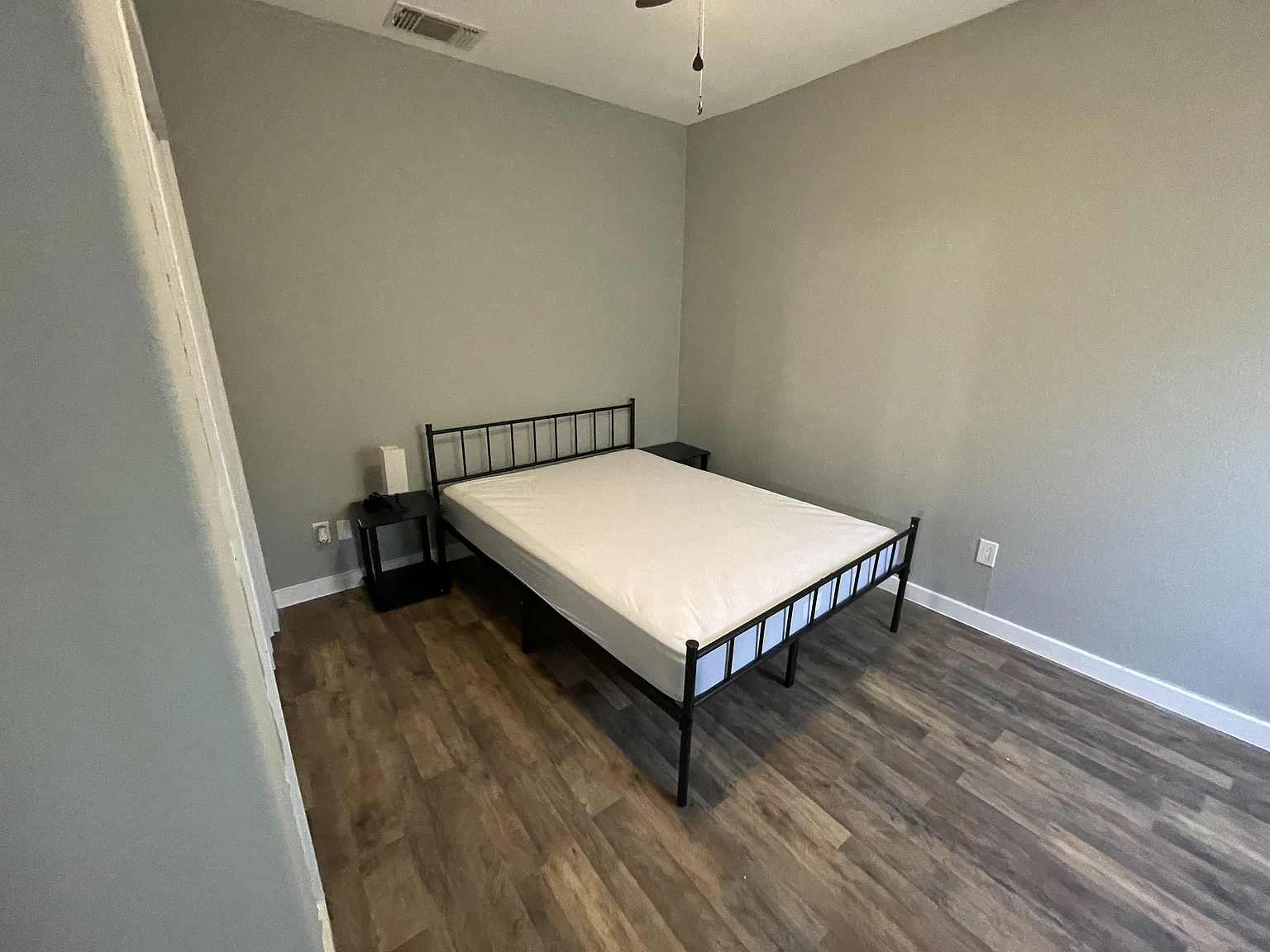 4 bed, 3.0 bath, 1672 sqft, $776 — Photo 2