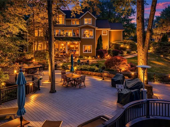6719 Grand Marina Cir, Gainesville, GA 30506