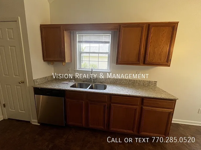 64 Wooddale Ln — Photo 12