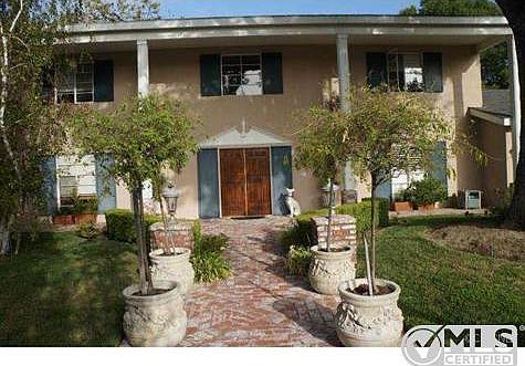 5th image of 22537 Sylvan St