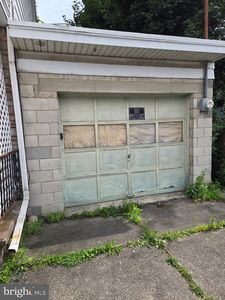1012 E Market St, Mahanoy City, PA, 17948
