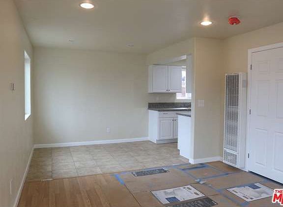 2nd image of 1413 W 96th St
