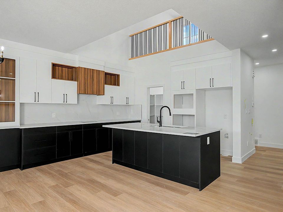 1st image of 294 Munn Way