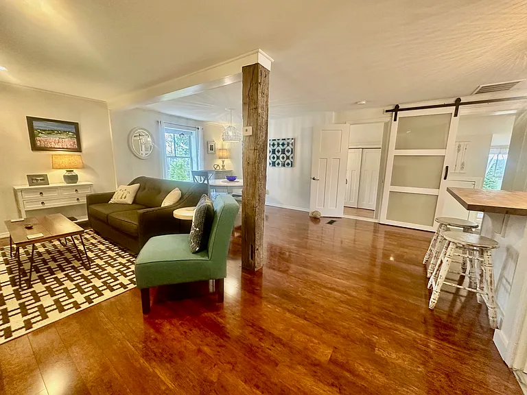 27 Underwood Rd #A — Photo 7
