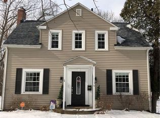 1136 N Howard St, Akron, OH 44310