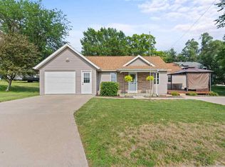 1120 9th Ave, Wellman, IA 52356