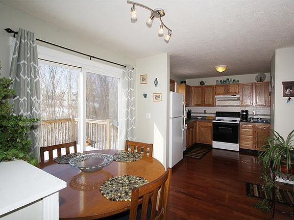 4th image of 2474 Hilliard Dr