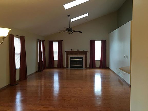2nd image of 6259 Shawnee St