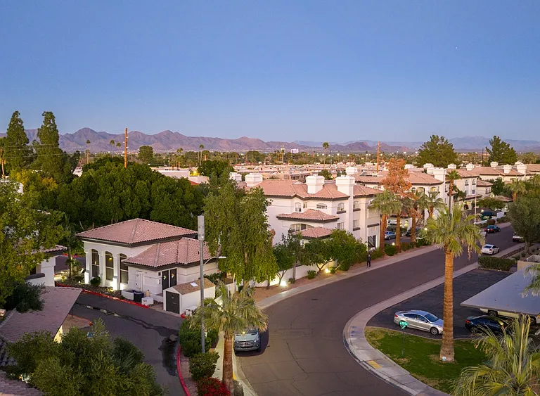 7333 E Chaparral Rd — Photo 11